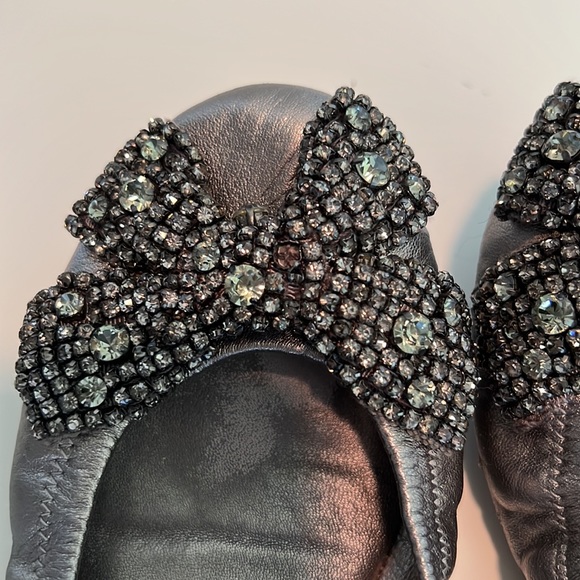 Tory Burch 7 - Picture 2 of 6